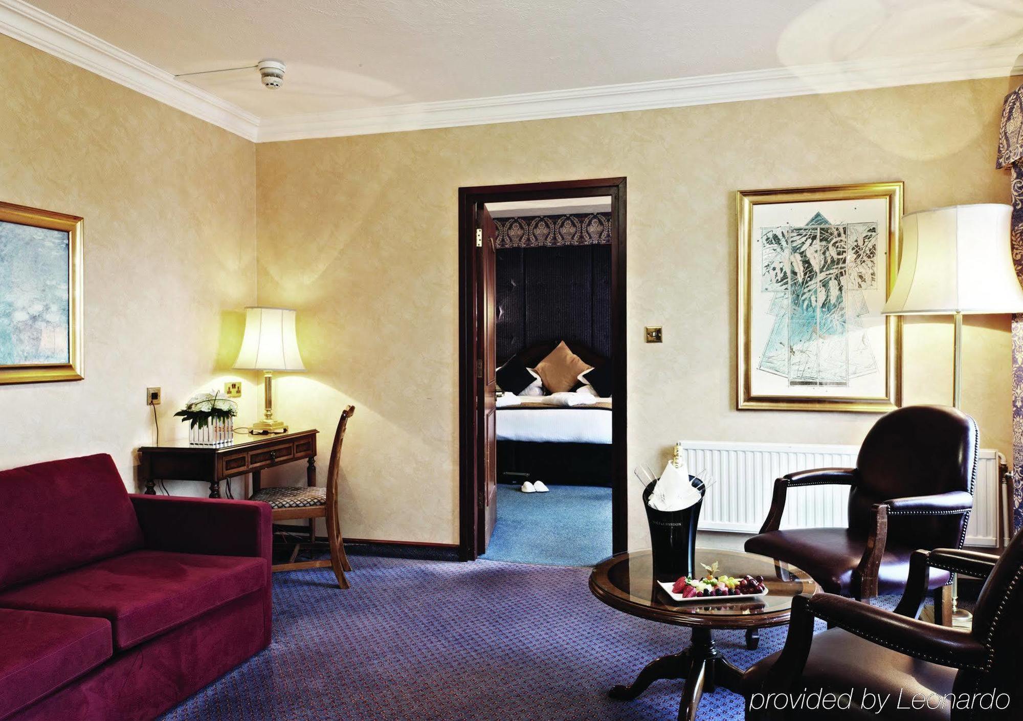Copthorne Effingham Gatwick Hotel Δωμάτιο φωτογραφία